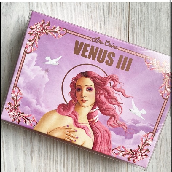 Lime crime Venus 111 eyeshadow palette - Picture 2 of 5